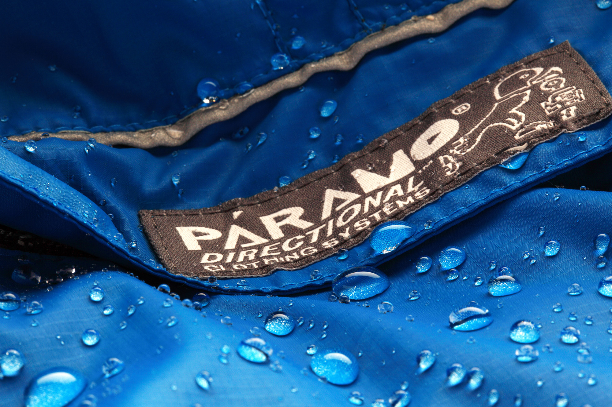 Páramo garments use the Nikwax Analogy waterproof fabric system