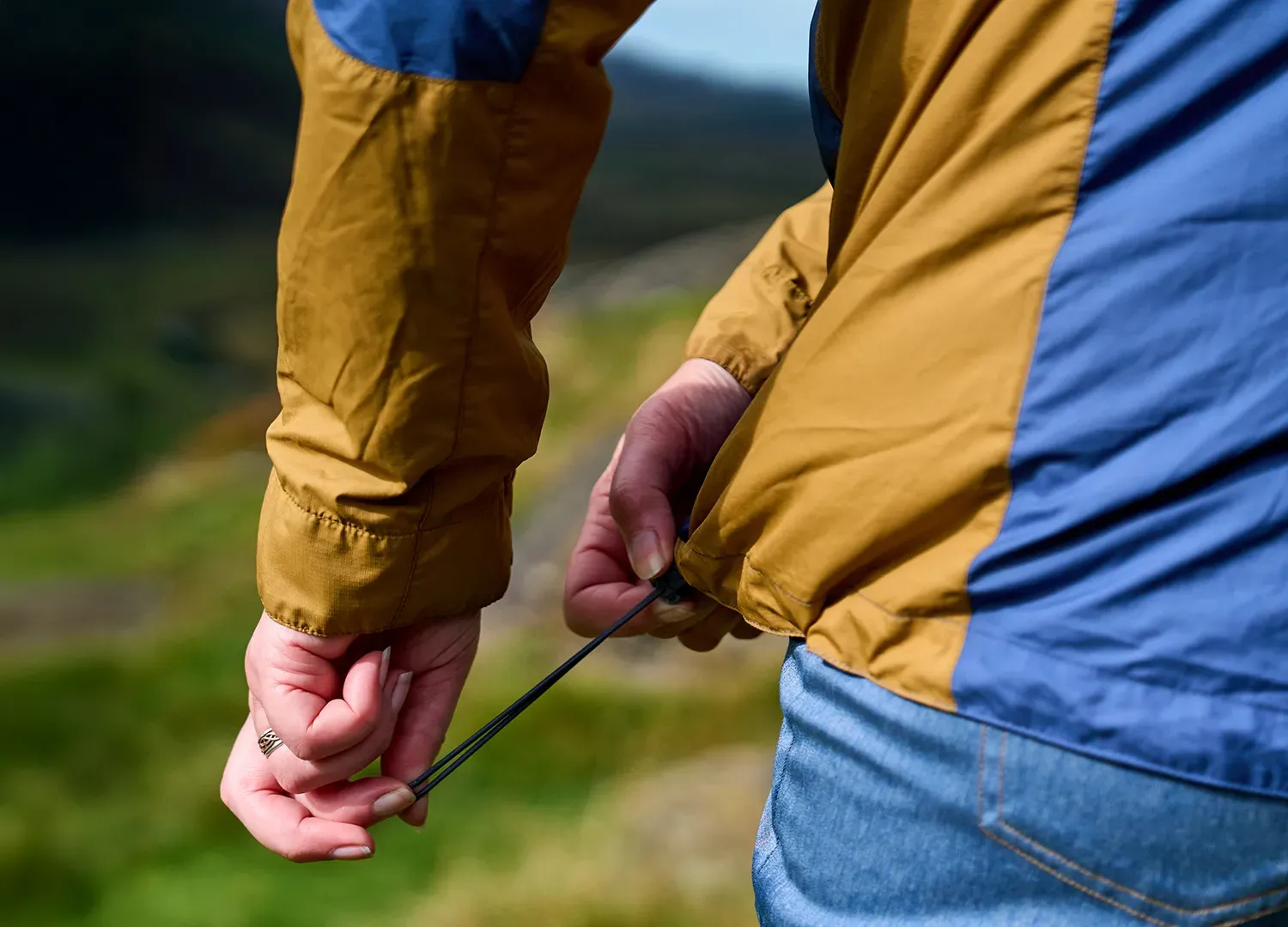 Women's Velez Windproof