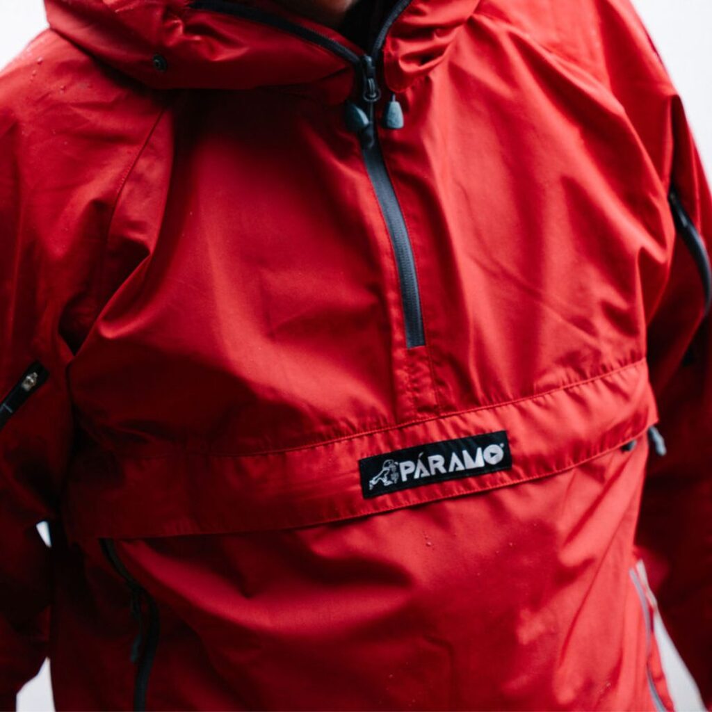 Close up shot of the front of the Páramo Fuera Windproof Smock in Red